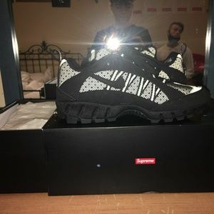 Supreme Nike air hurumas